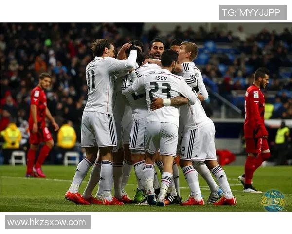 足球皇比分助你实时掌握比赛动态与精彩瞬间,尽享足球盛宴 足球皇比分助你实时掌握比赛动态与精彩瞬间,尽享足球盛宴